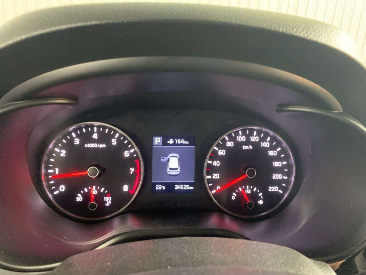 Kia Rio X-Line, 2018 Фото №14