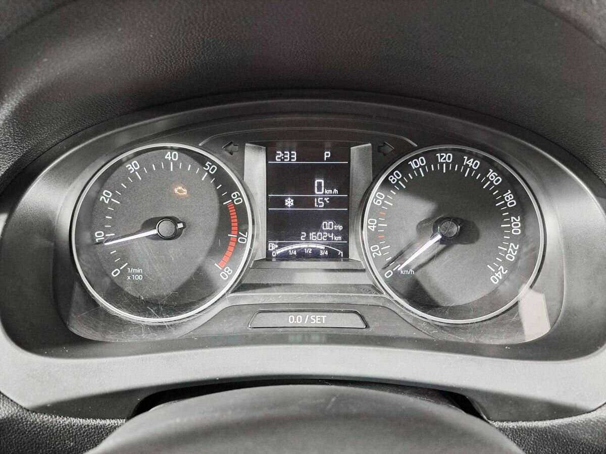 Skoda Rapid, 2017 Фото №13