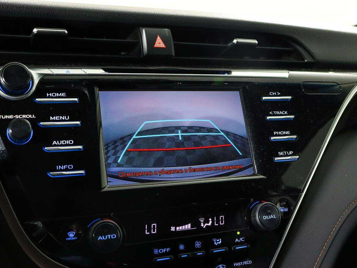 Toyota Camry, 2020 Фото №15