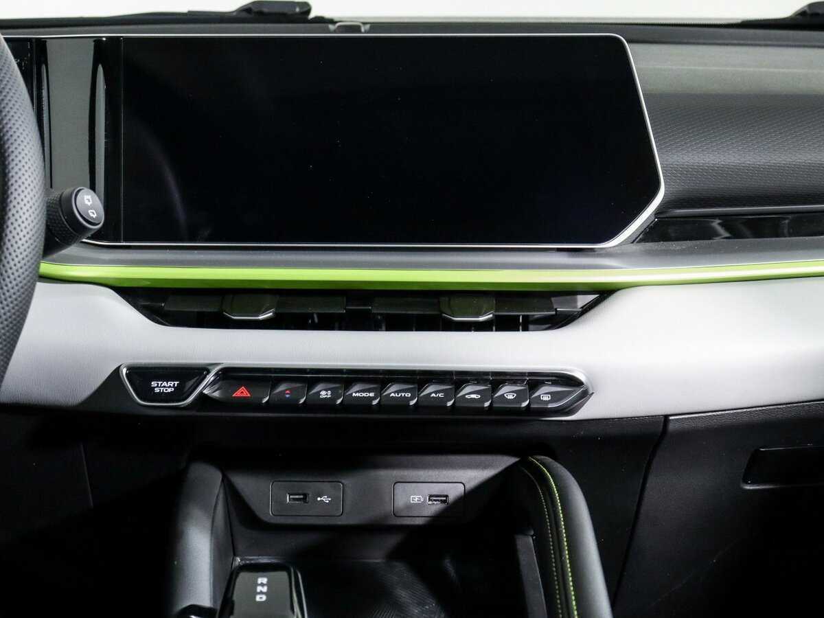 Geely Coolray, 2023 Фото №13