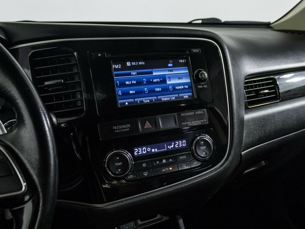 Mitsubishi Outlander III Рестайлинг 2, 2015 Фото №14