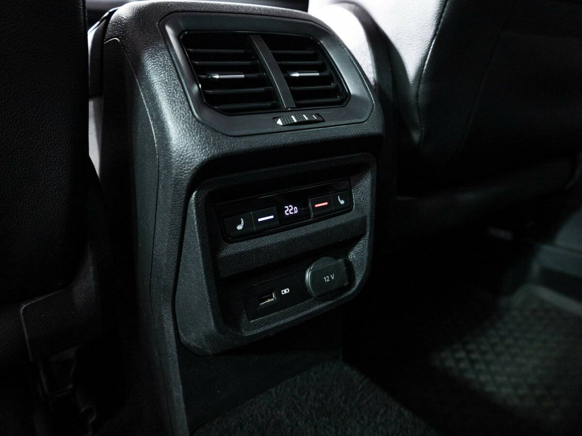 Volkswagen Tiguan II, 2018 Фото №19