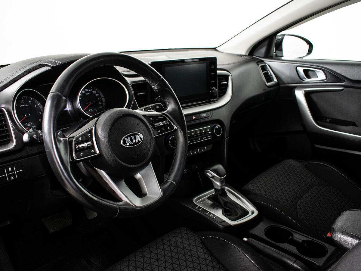 Kia XCeed, 2020 Фото №13