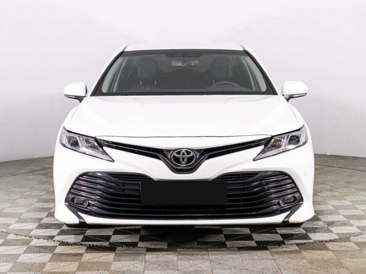 Toyota Camry, 2019 Фото №2
