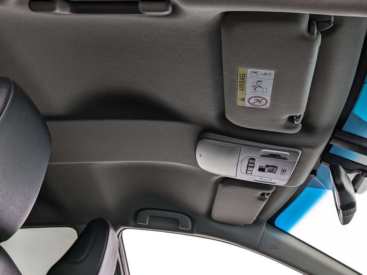 Toyota Camry, 2021 Фото №17