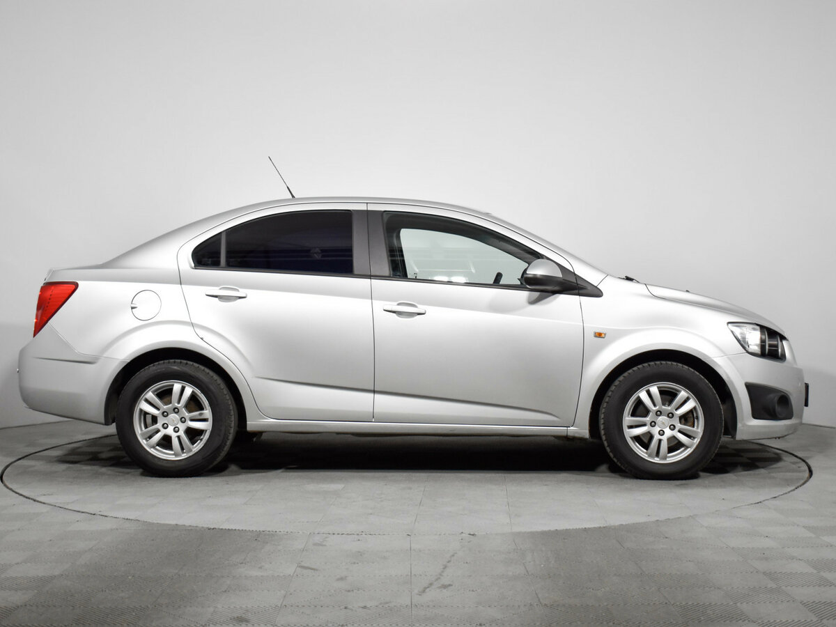 Chevrolet Aveo II, 2014 Фото №4