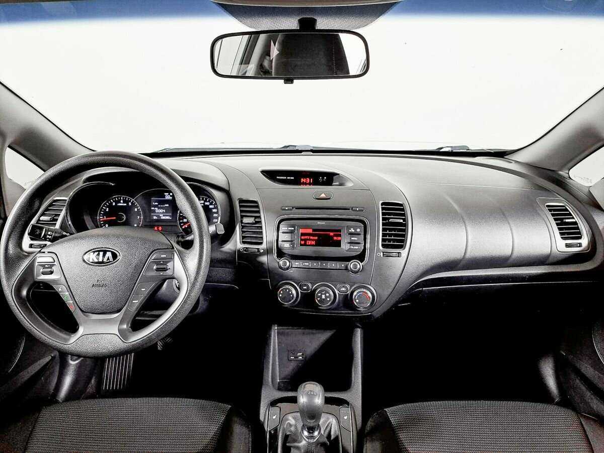 Kia Cerato, 2017 Фото №12