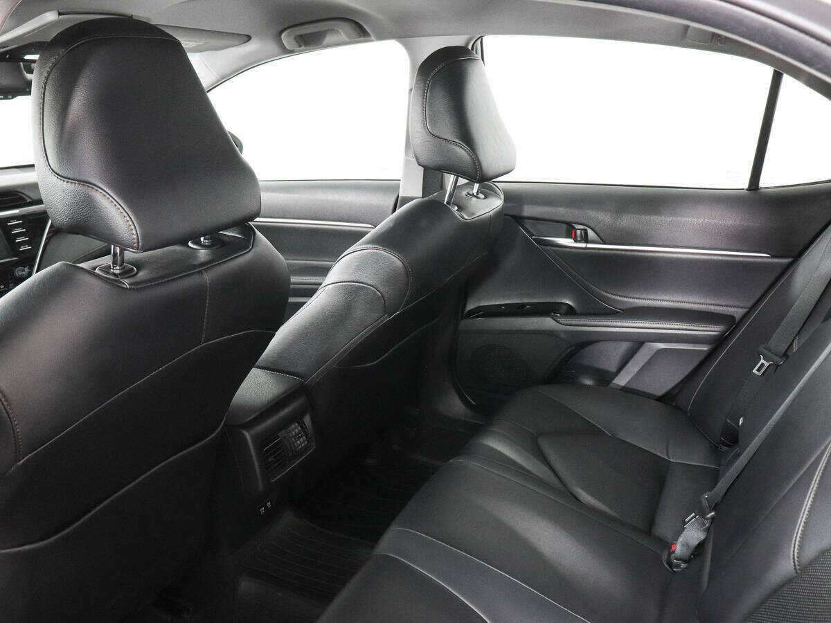 Toyota Camry, 2019 Фото №11
