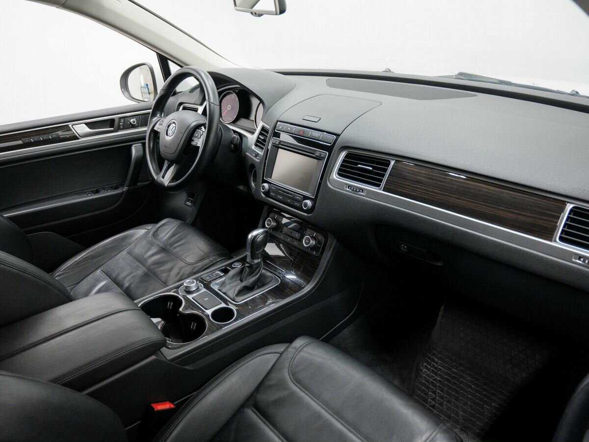 Volkswagen Touareg, 2015 Фото №7