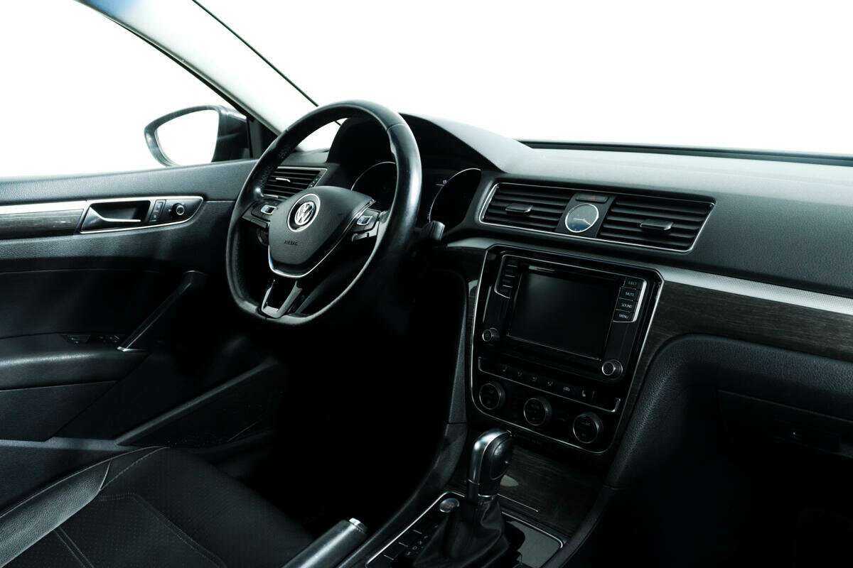 Volkswagen Passat, 2017 Фото №9