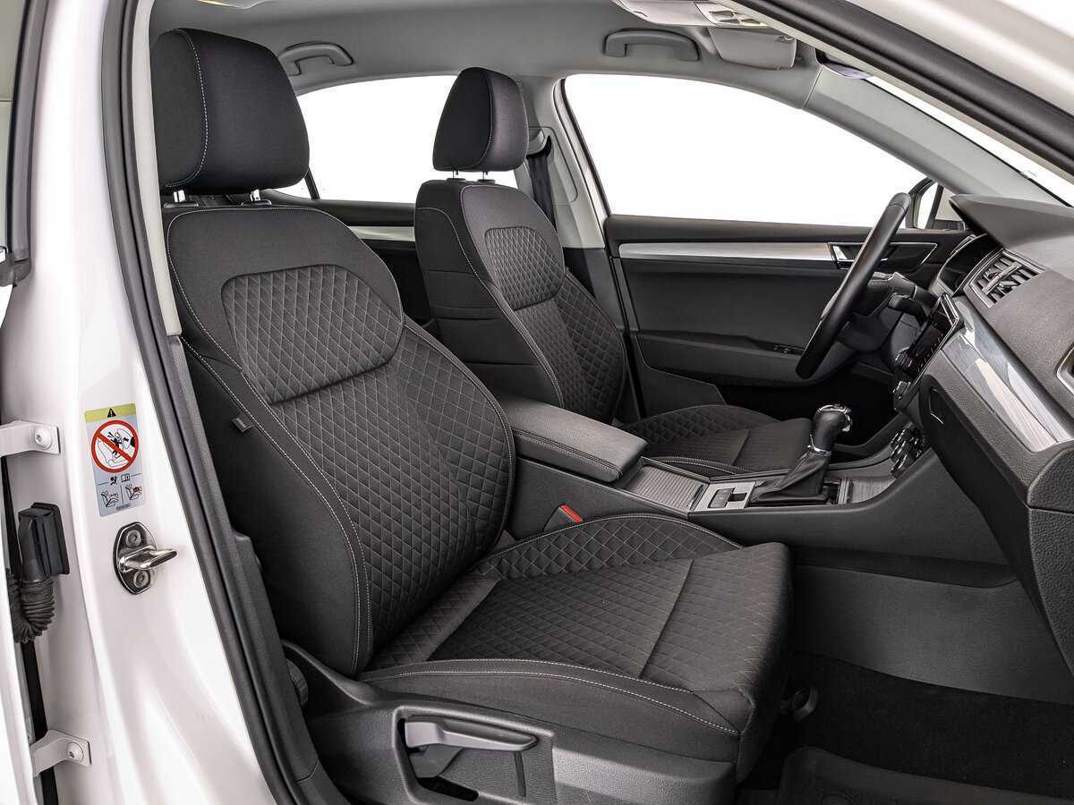 Skoda Superb, 2021 Фото №20