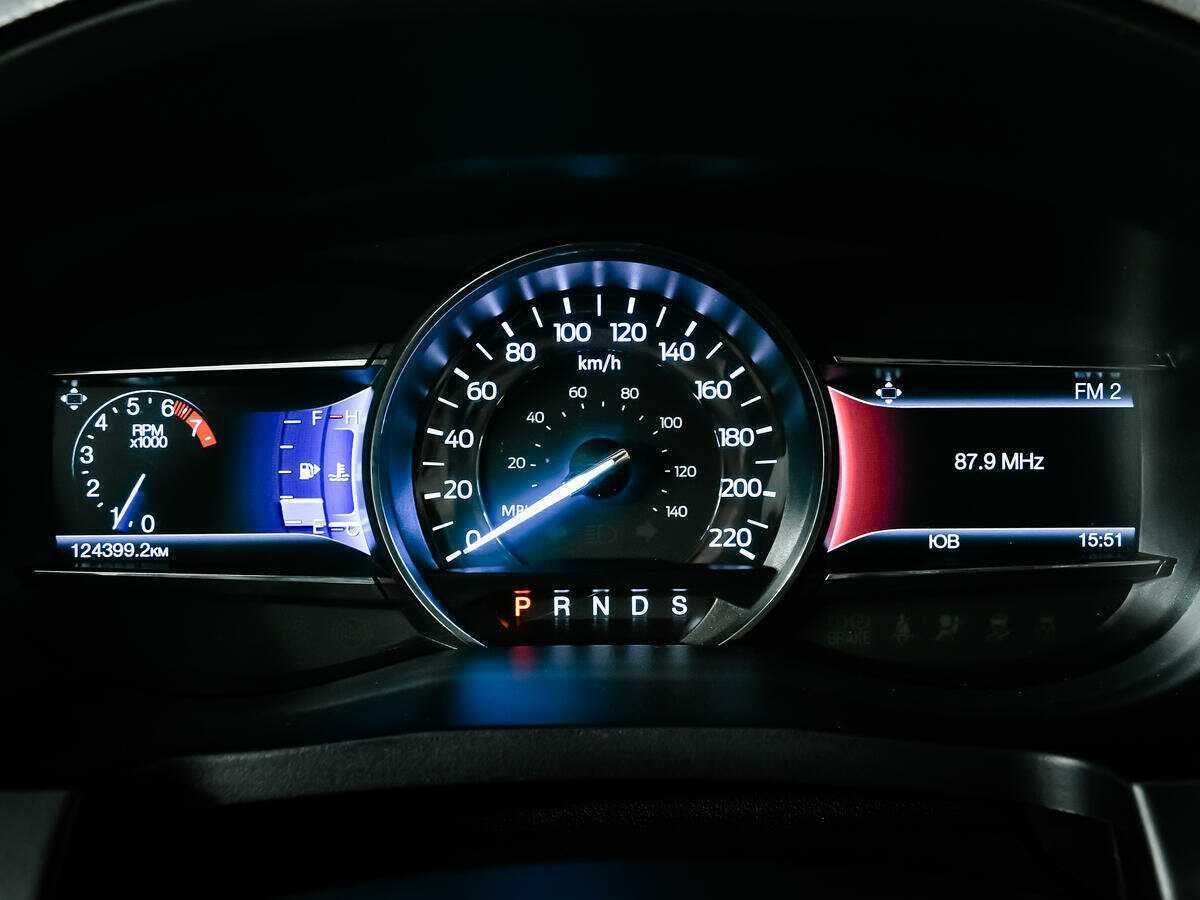 Ford Explorer, 2017 Фото №8