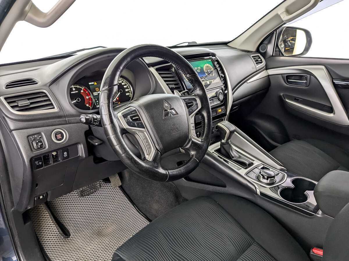 Mitsubishi Pajero Sport, 2019 Фото №14
