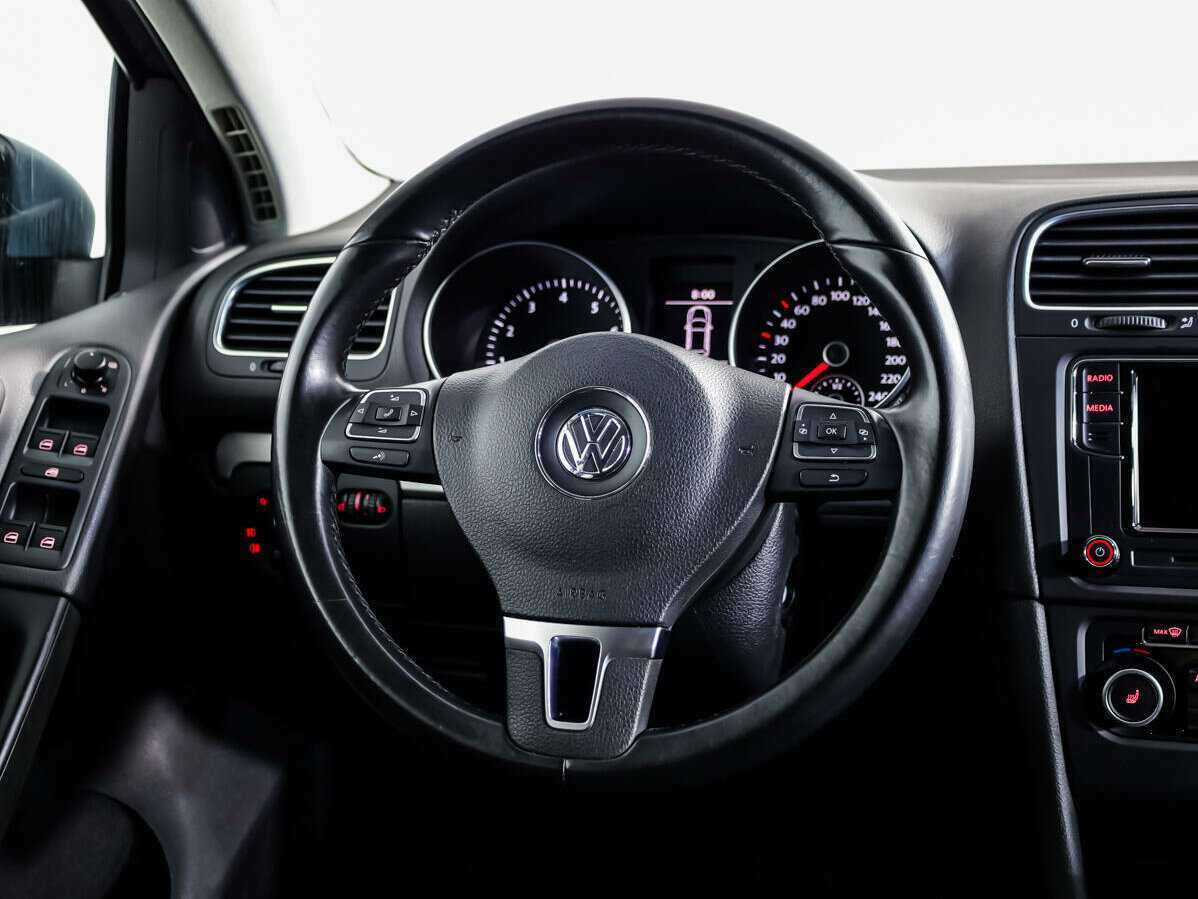 Volkswagen Golf, 2012 Фото №10