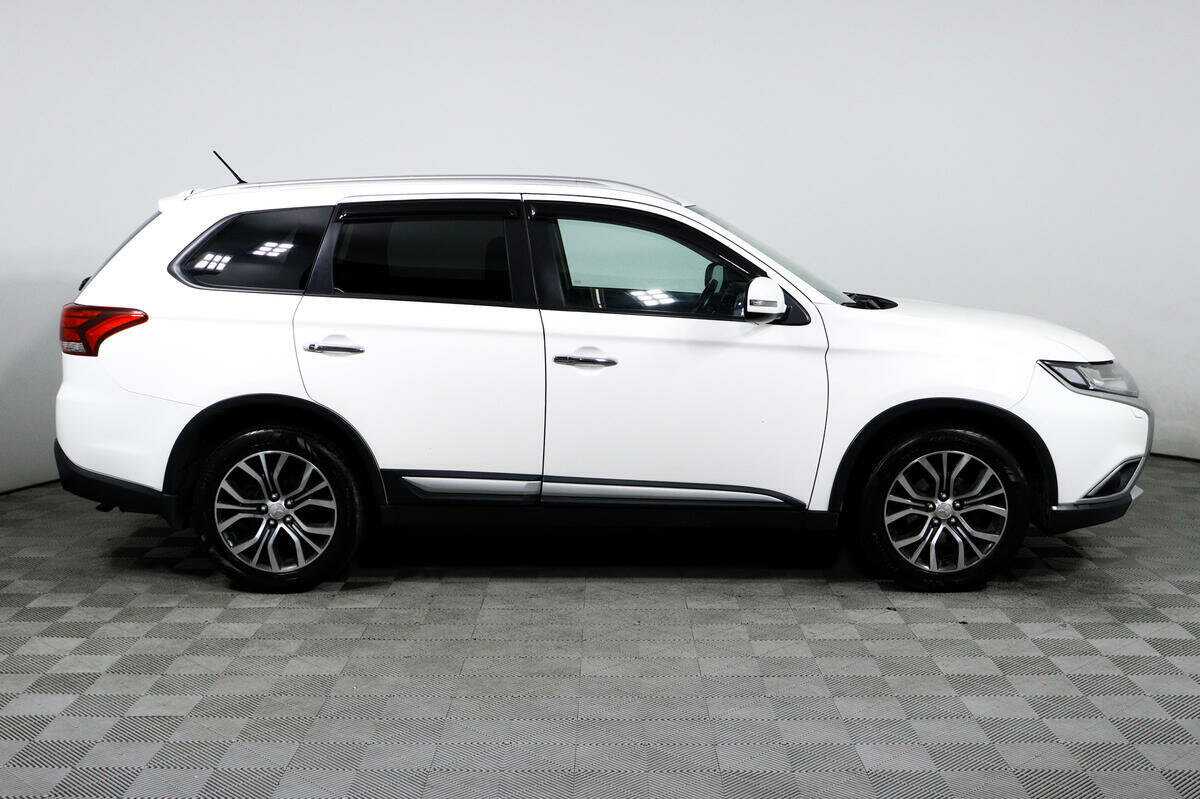 Mitsubishi Outlander, 2016 Фото №4