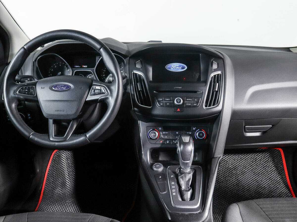 Ford Focus, 2018 Фото №10