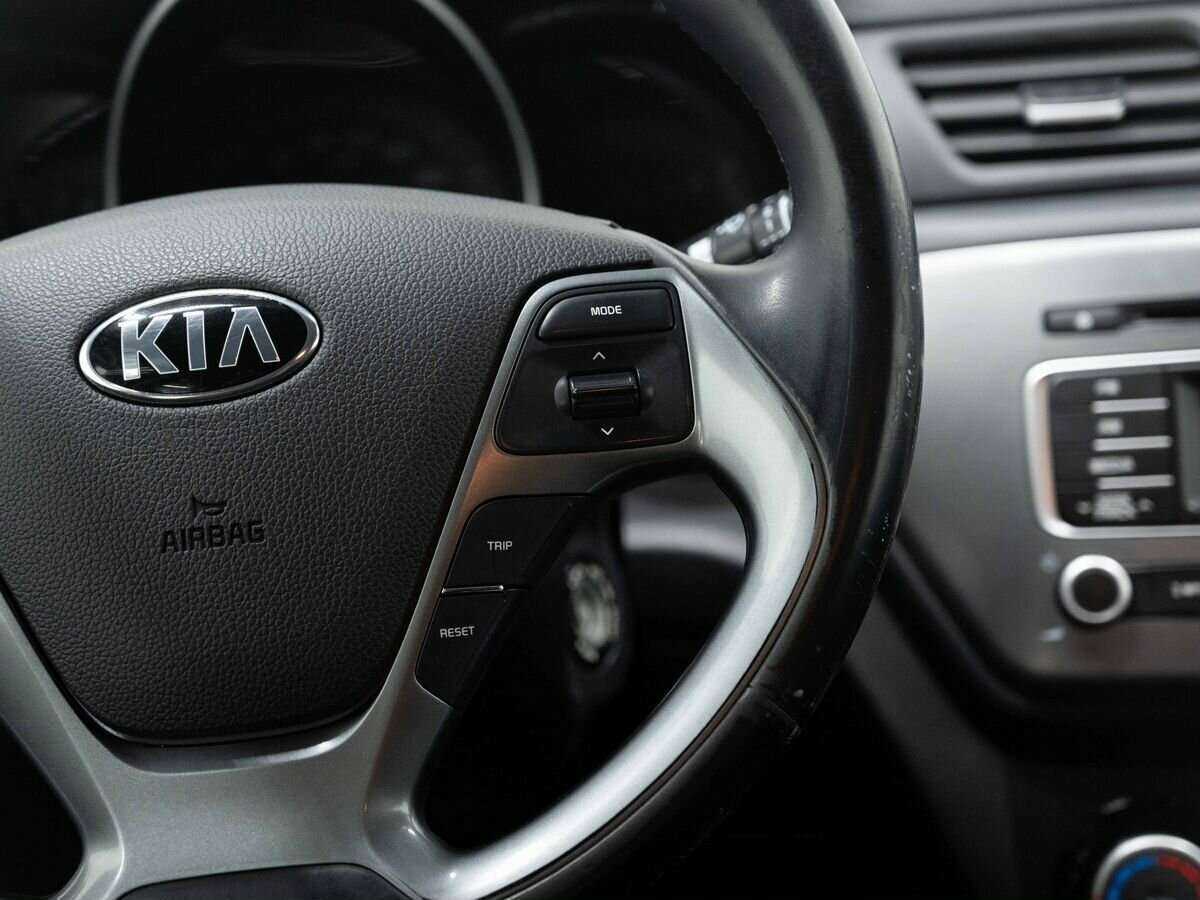 Kia Rio, 2017 Фото №16
