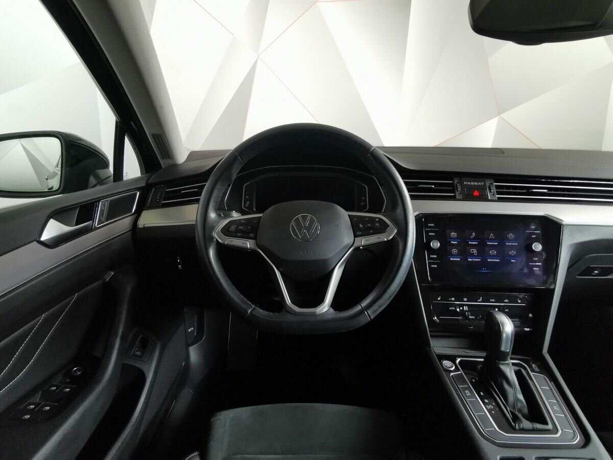 Volkswagen Passat, 2021 Фото №14