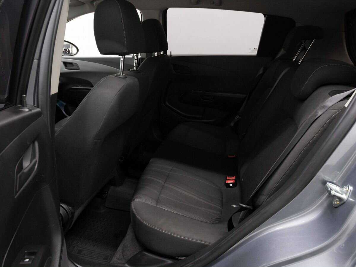 Chevrolet Aveo, 2014 Фото №10