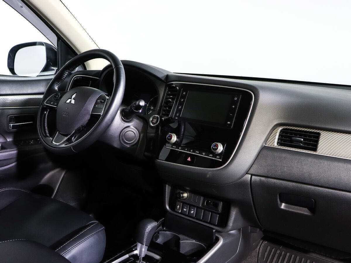 Mitsubishi Outlander, 2020 Фото №9