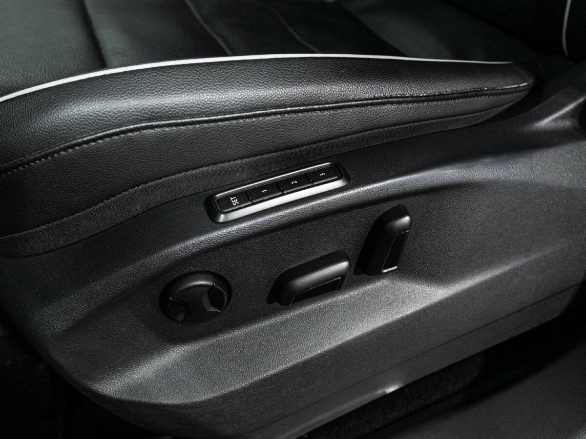 Volkswagen Tiguan, 2019 Фото №18