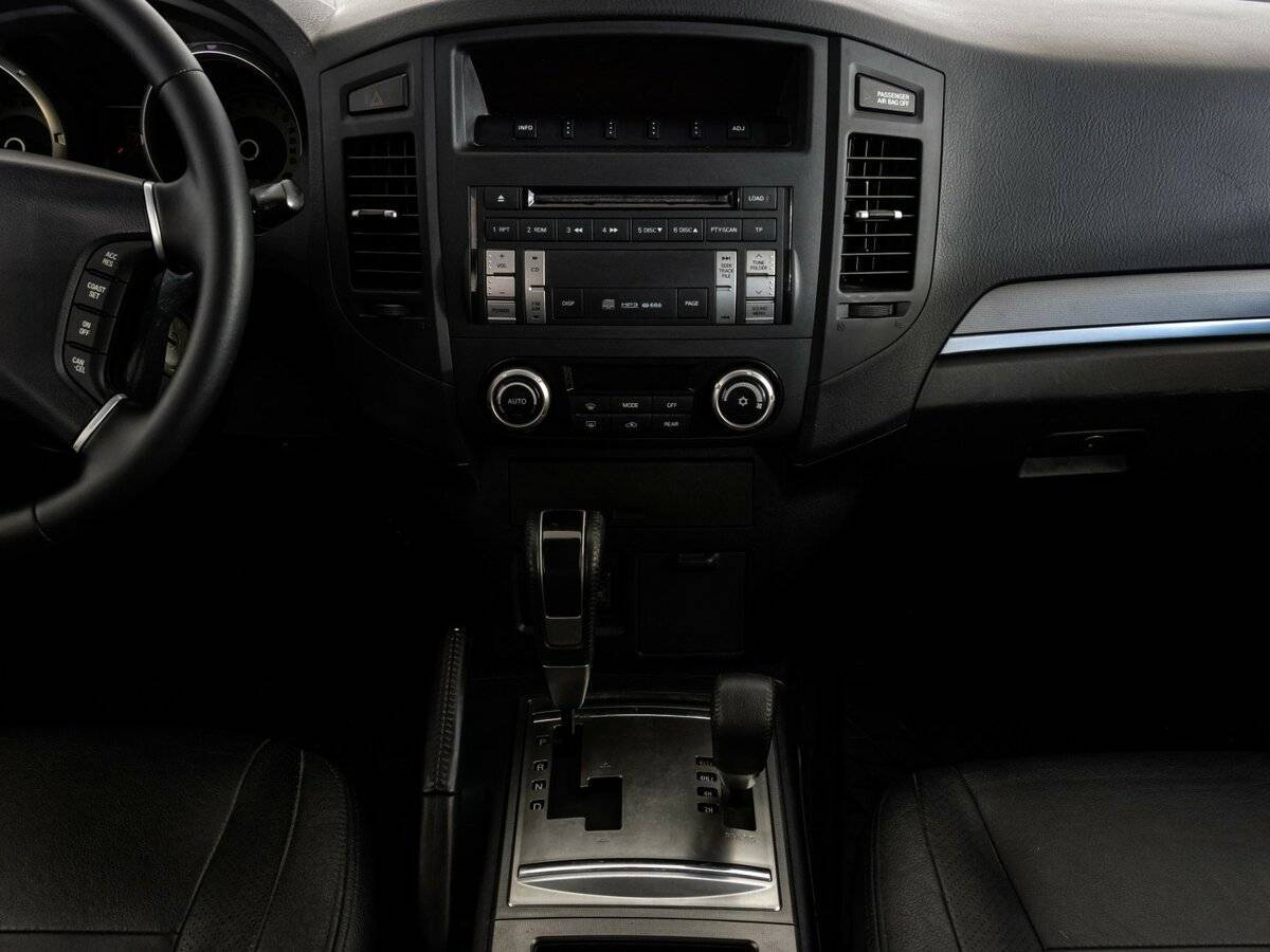 Mitsubishi Pajero, 2012 Фото №9