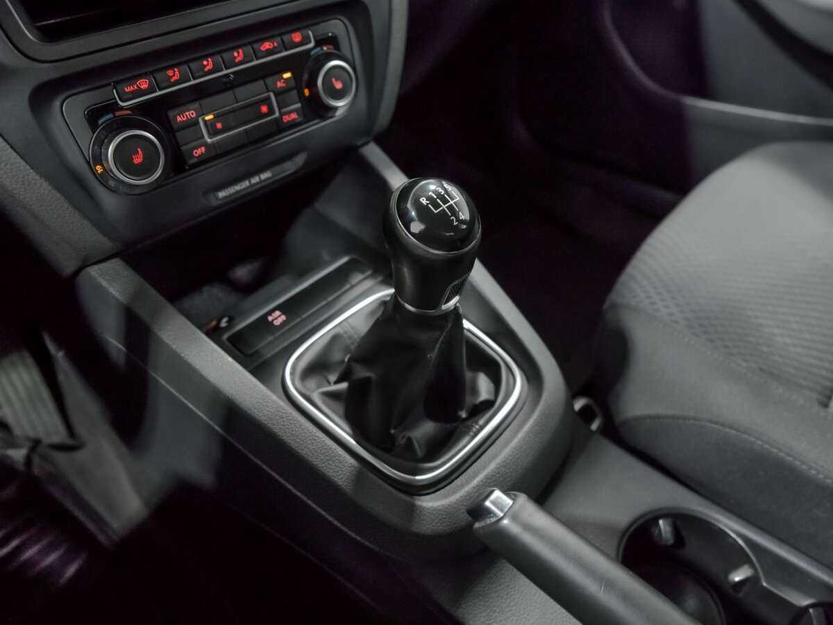 Volkswagen Jetta, 2012 Фото №10