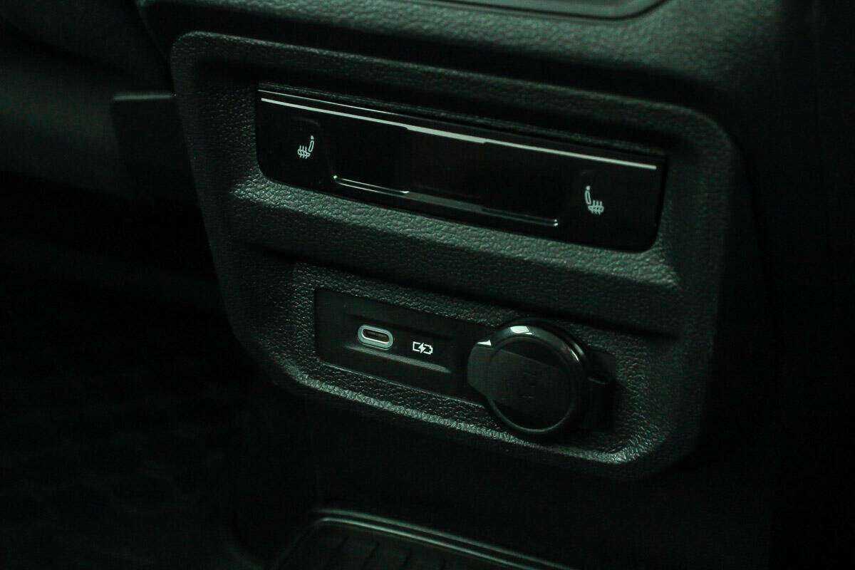 Volkswagen Tiguan, 2021 Фото №14