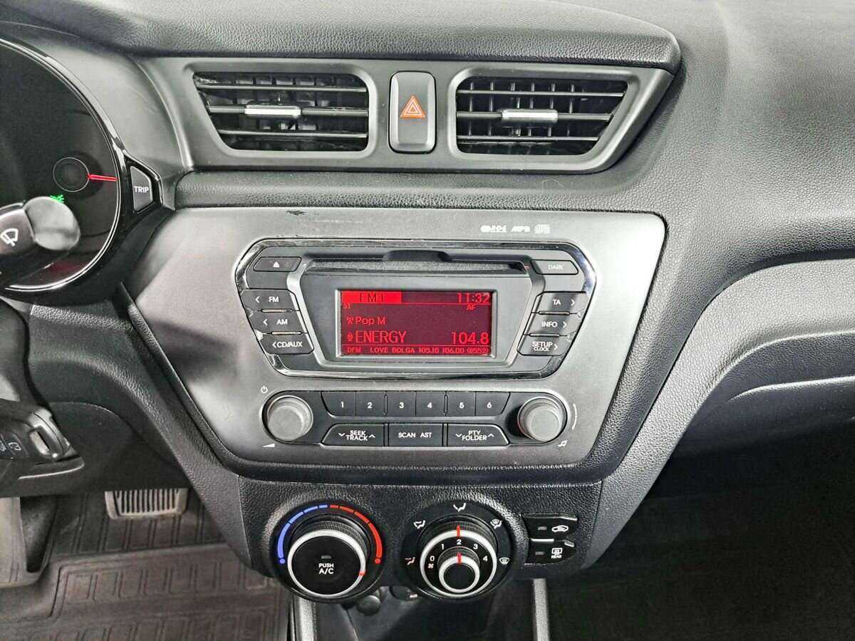 Kia Rio 4-speed, 2012 Фото №15