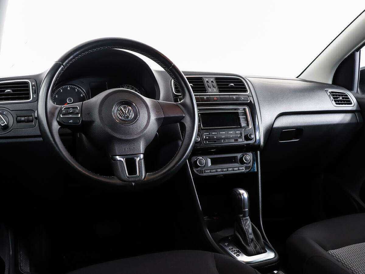 Volkswagen Polo, 2014 Фото №11