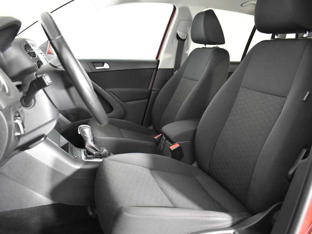 Volkswagen Tiguan, 2012 Фото №8