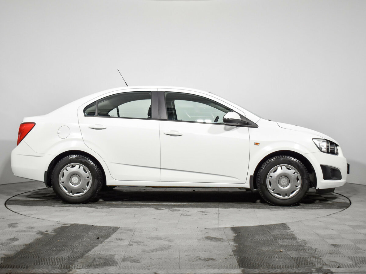 Chevrolet Aveo II, 2014 Фото №4