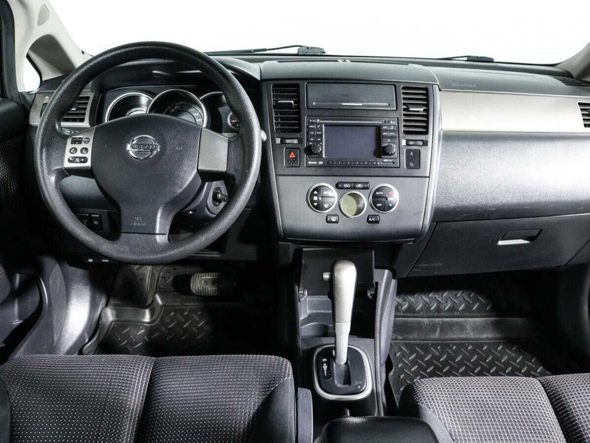 Nissan Tiida, 2013 Фото №10