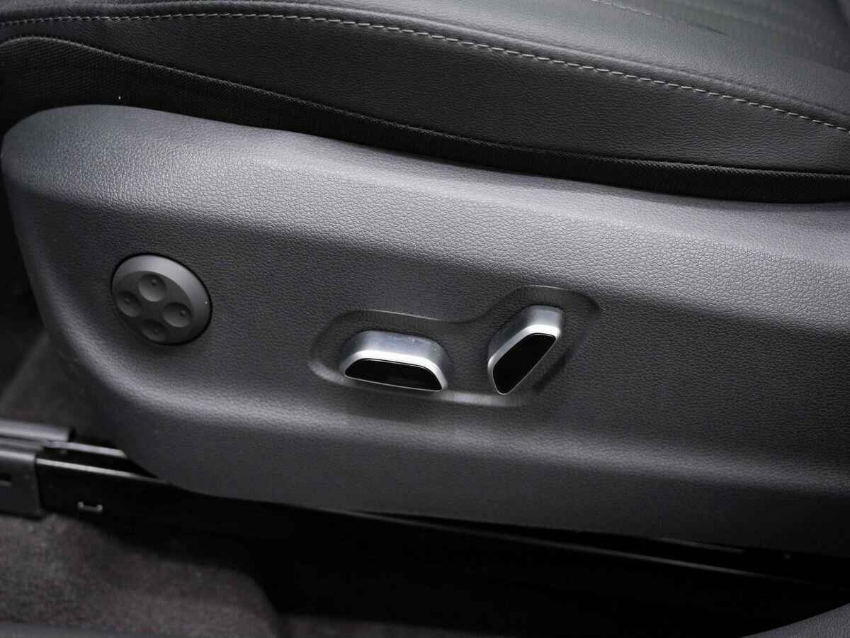 Hongqi HS5, 2023 Фото №29