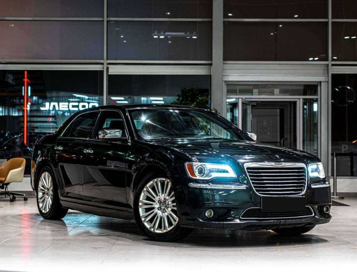 Chrysler 300C, 2012 Фото №2
