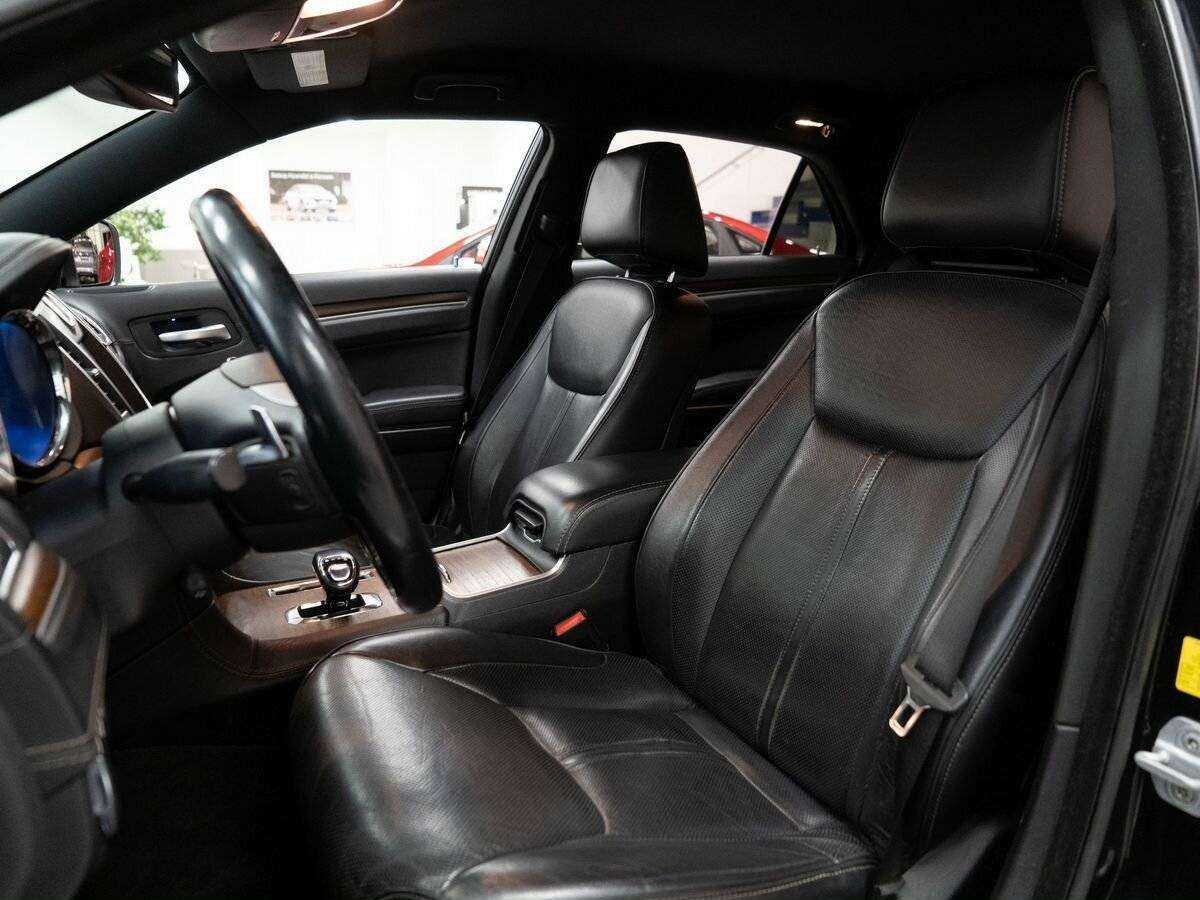 Chrysler 300C, 2012 Фото №6