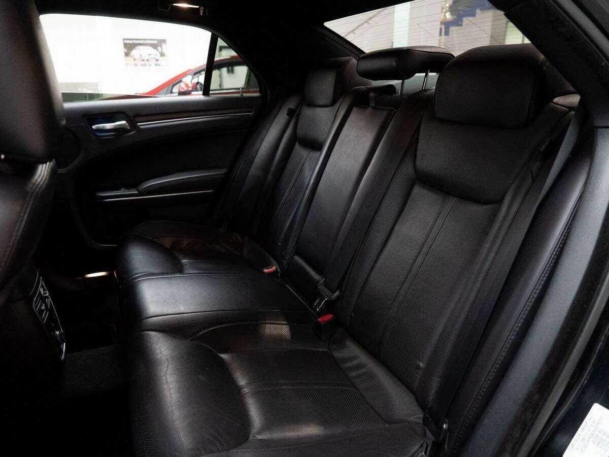 Chrysler 300C, 2012 Фото №7