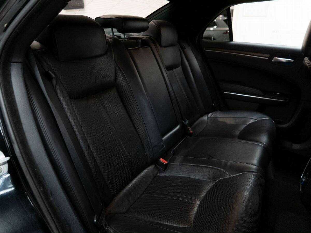 Chrysler 300C, 2012 Фото №8