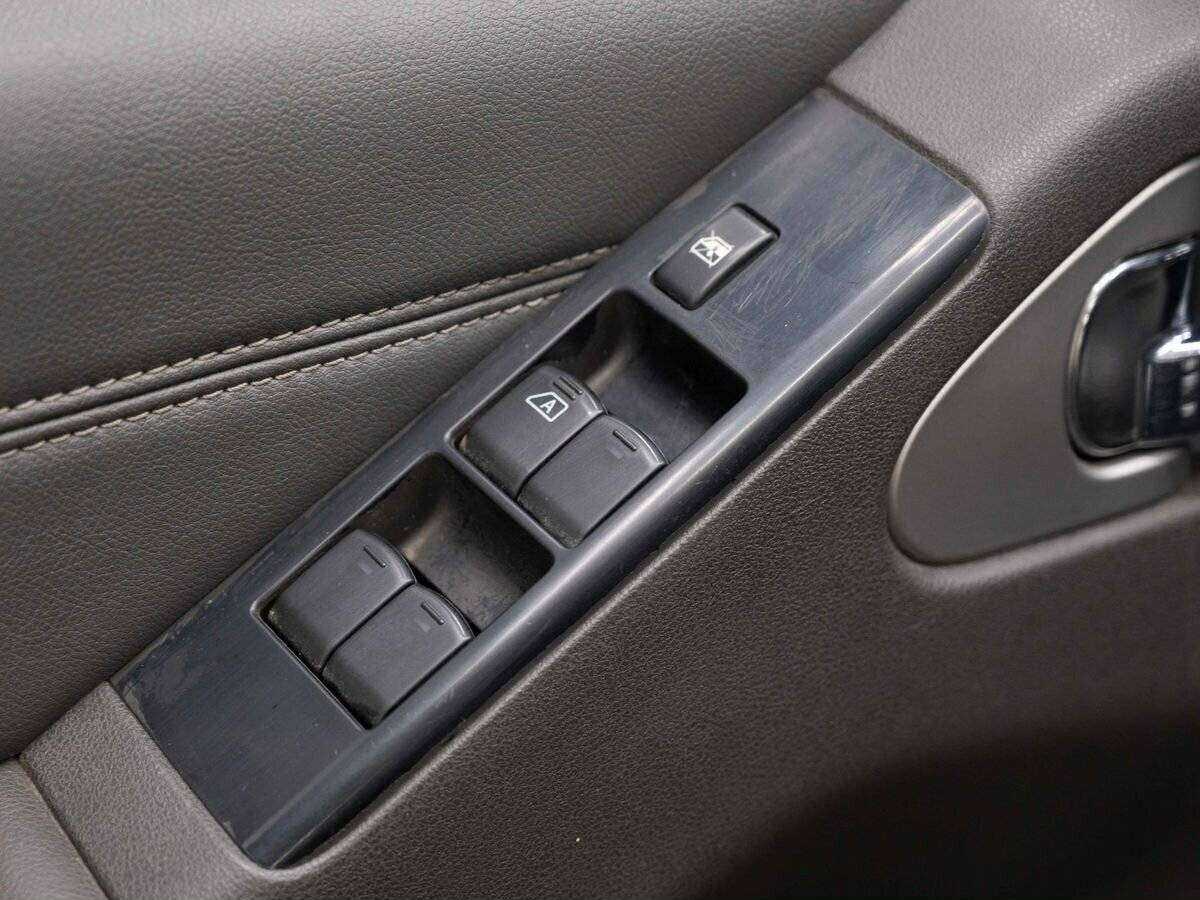 Nissan Pathfinder, 2011 Фото №30