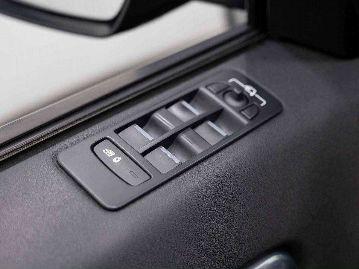 Land Rover Discovery Sport, 2015 Фото №12