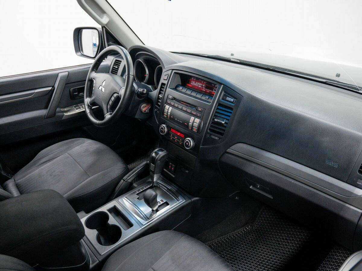 Mitsubishi Pajero, 2011 - 186 754 км. | Фото №8