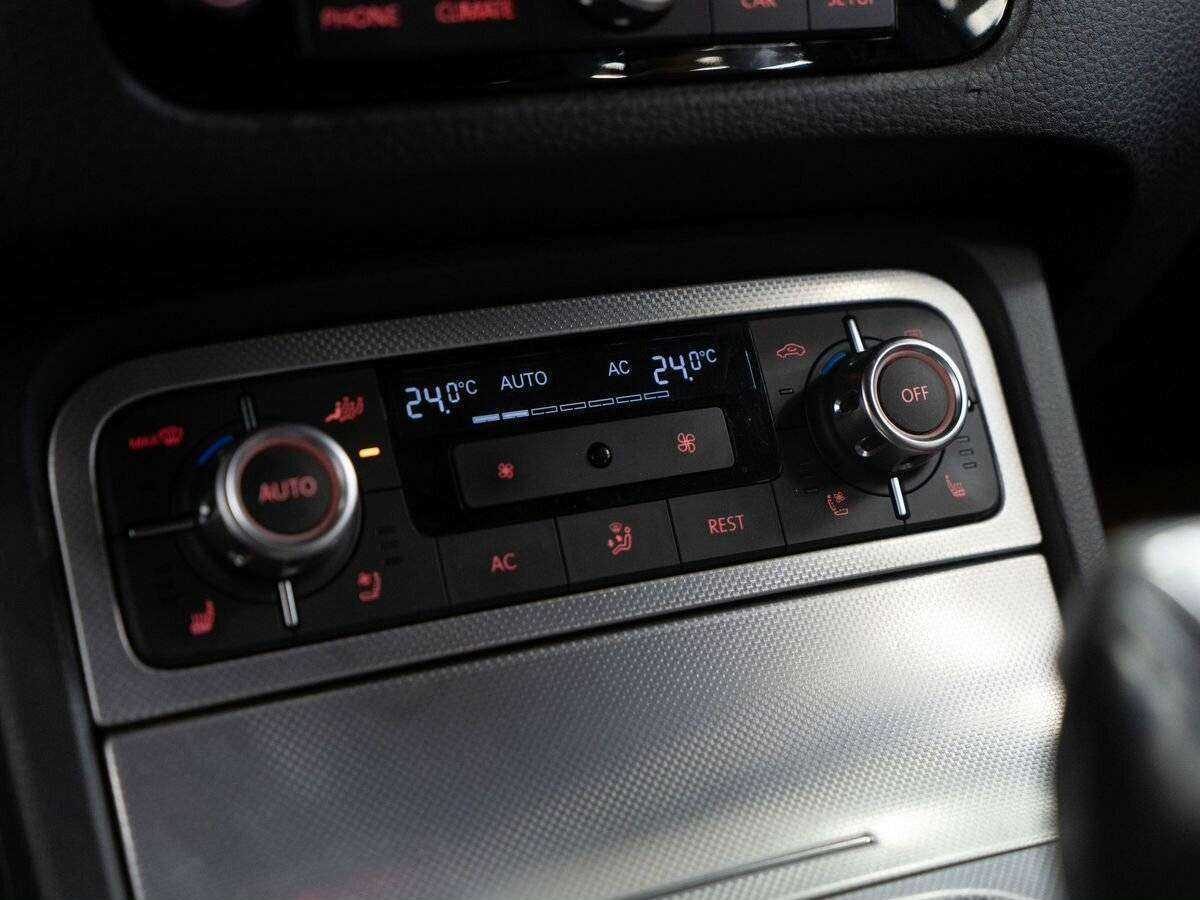 Volkswagen Touareg, 2010 Фото №12