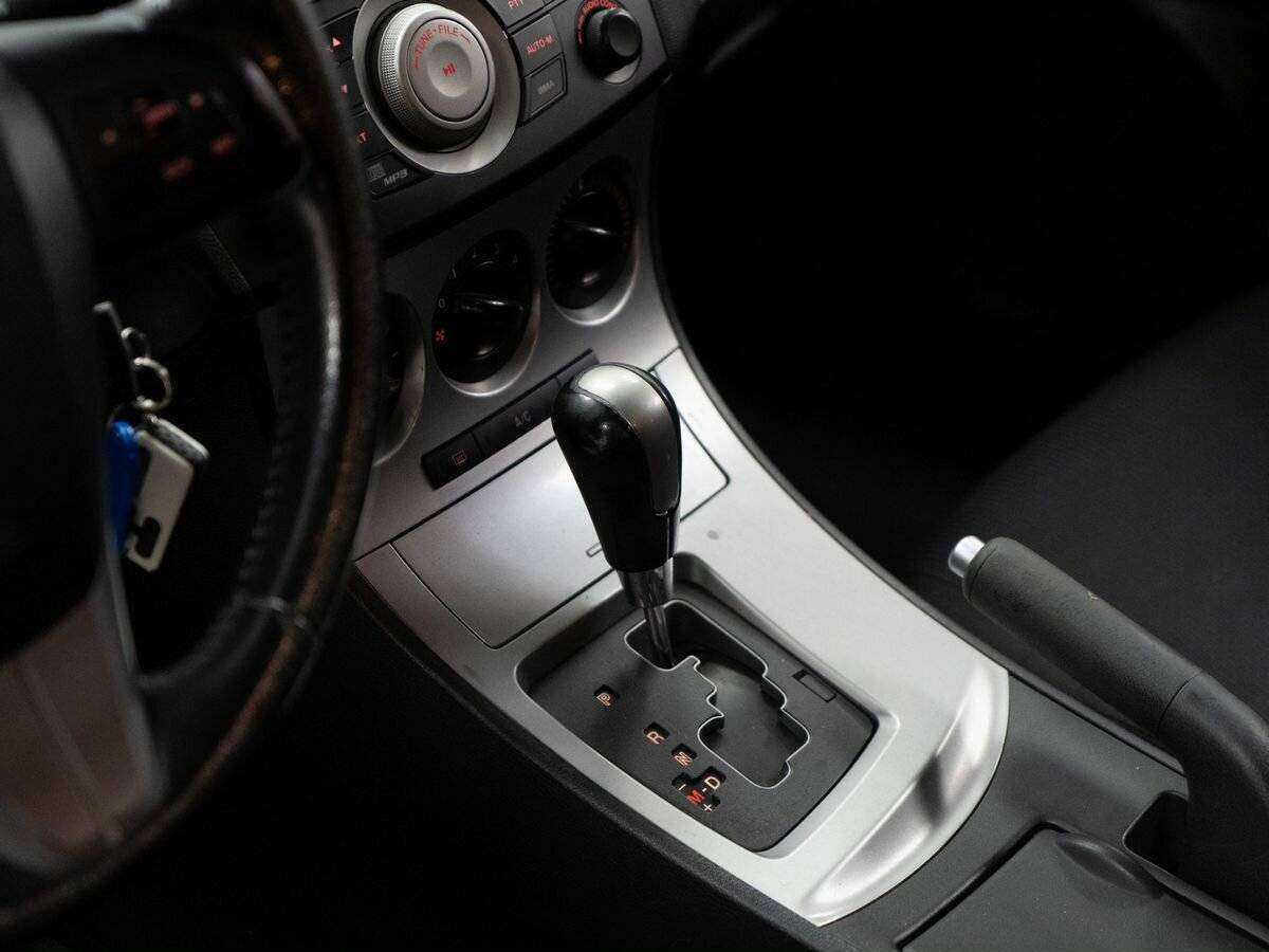 Mazda 3, 2011 Фото №12