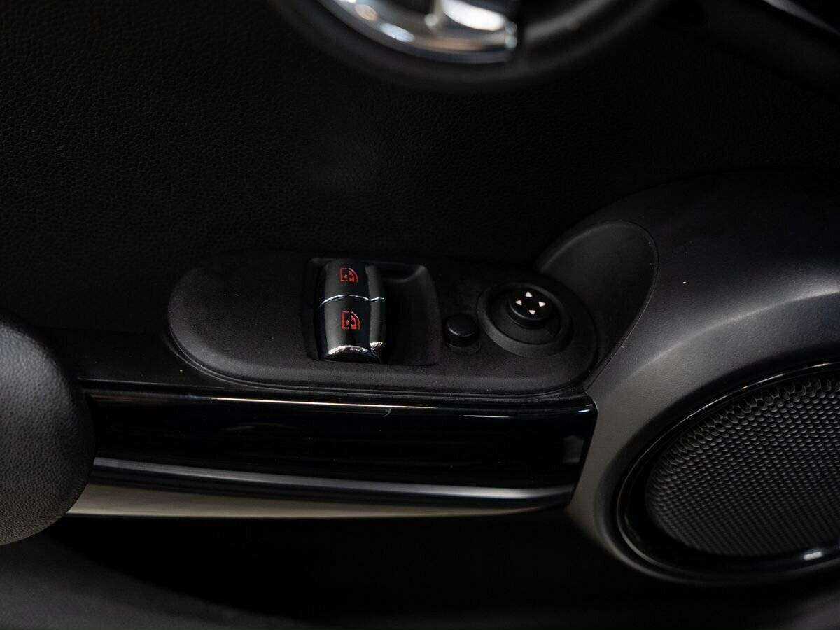 Mini Hatch Cooper, 2018 Фото №13