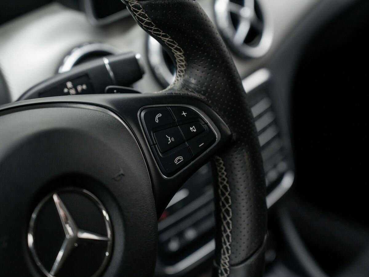 Mercedes-Benz GLA 250, 2016 Фото №19