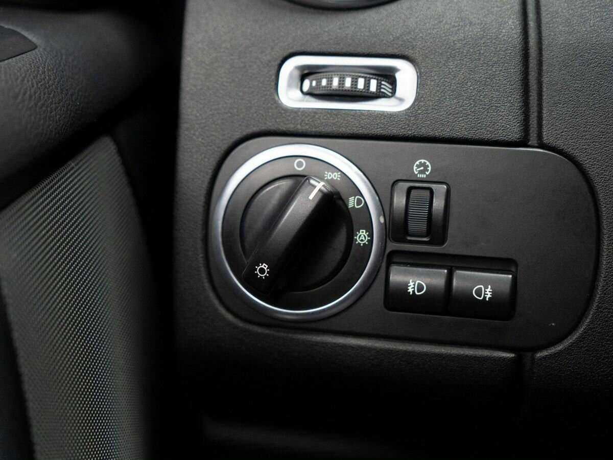 Land Rover Discovery, 2011 Фото №15