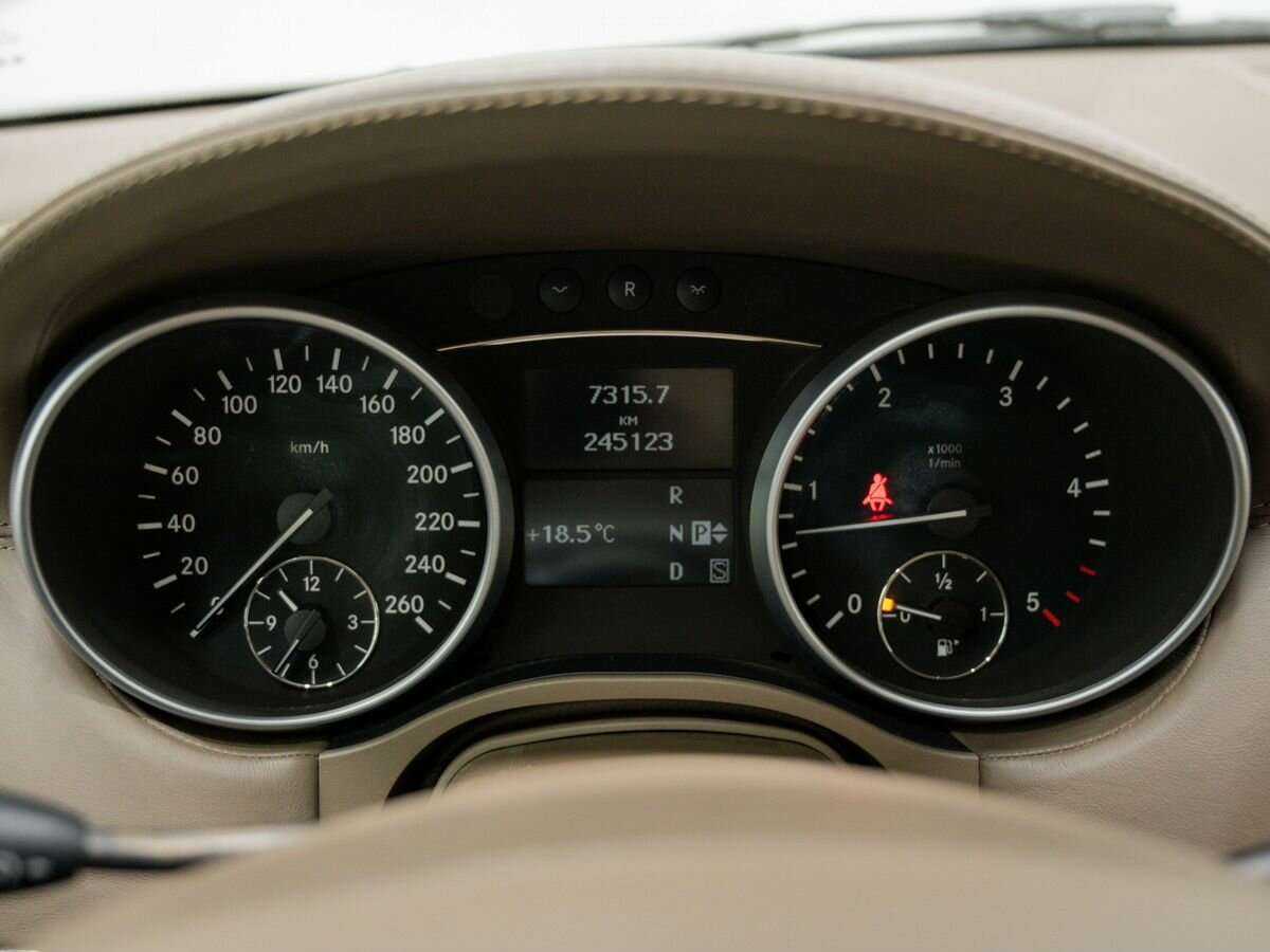 Mercedes-Benz GL-Класс 320, 2008 Фото №22