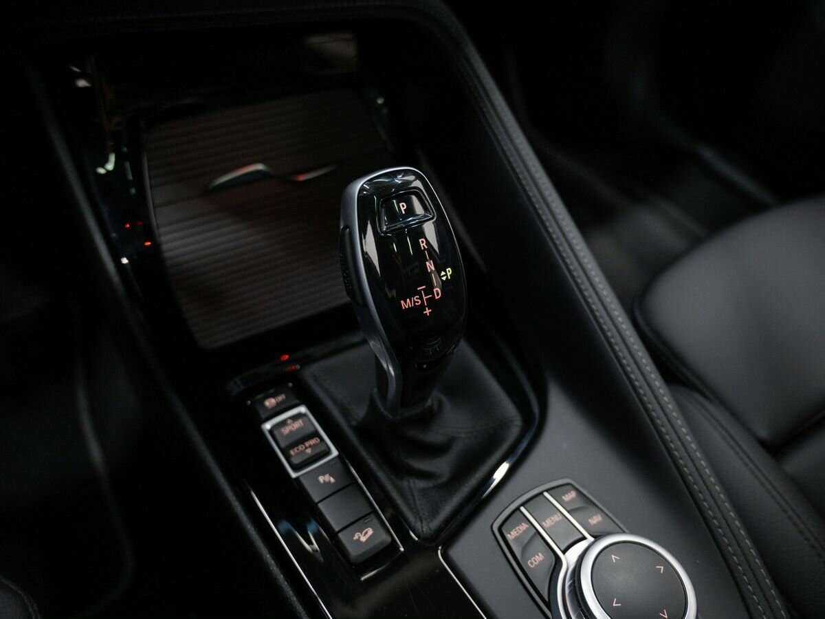 BMW X2 xDrive20i, 2022 Фото №19