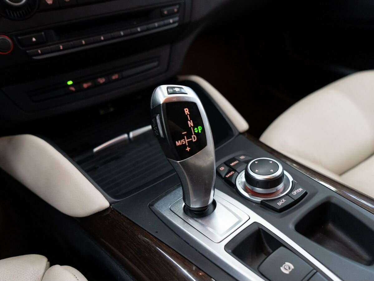 BMW X6 35i 8-speed, 2011 Фото №12