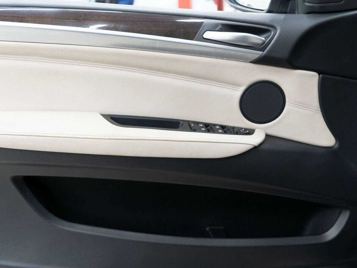BMW X6 35i 8-speed, 2011 Фото №14